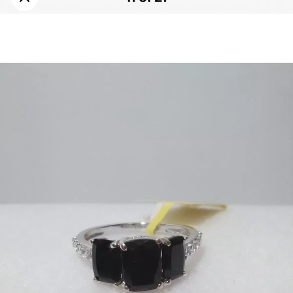 Vintage Black Jade Ring 3- Stone Platinum Over Sterling Silver Size 10 US - Picture 3 of 9